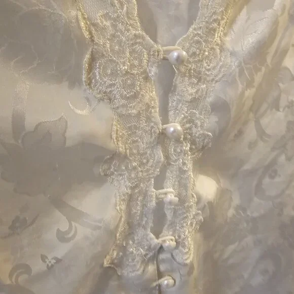 Vintage Victoria's Secret Ivory Pajama Top - Picture 4 of 6